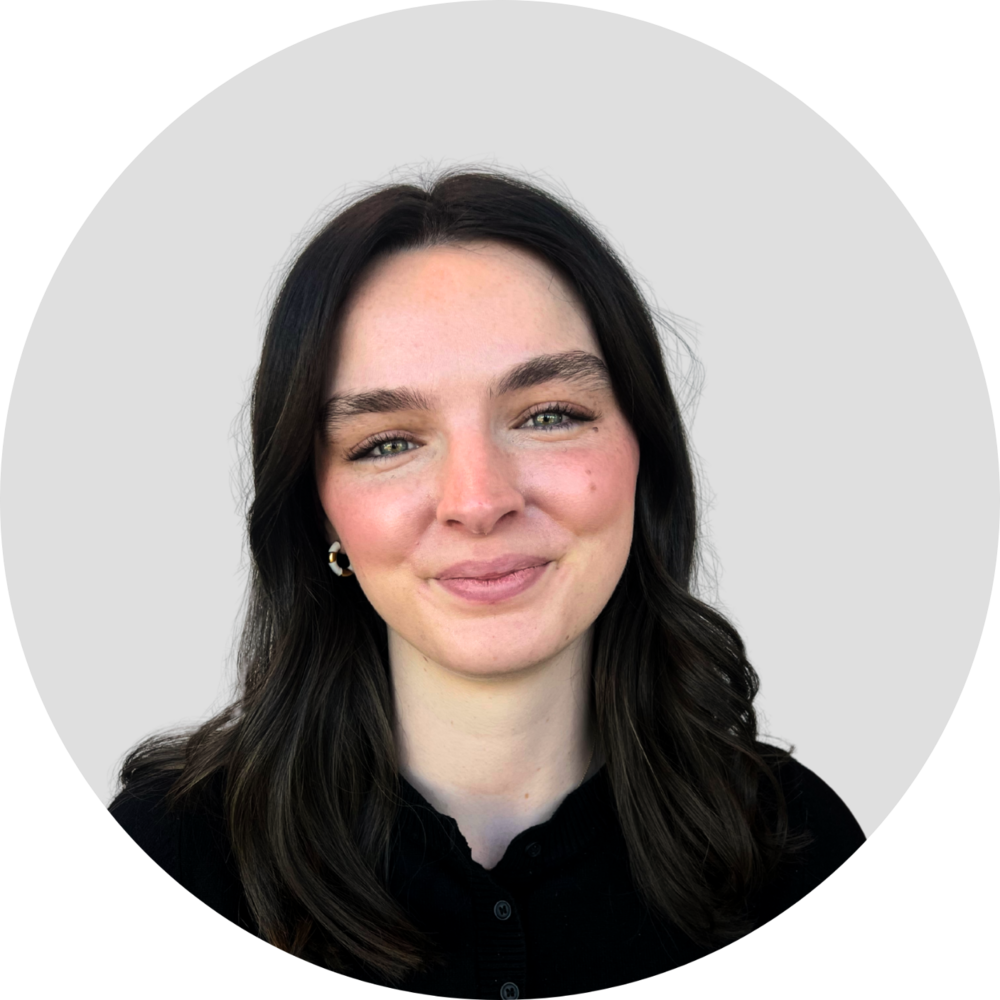 Headshot of Jade Straatemeir