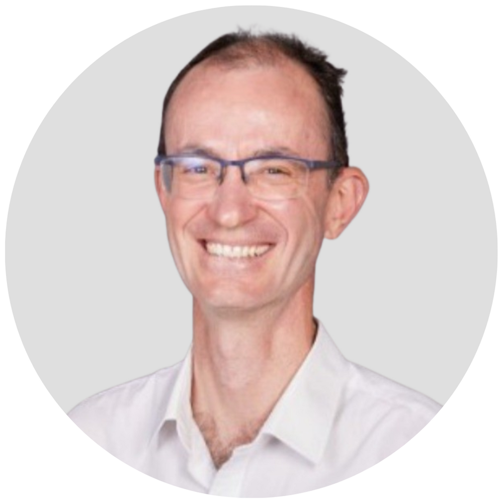 Headshot of Stephen Richardson